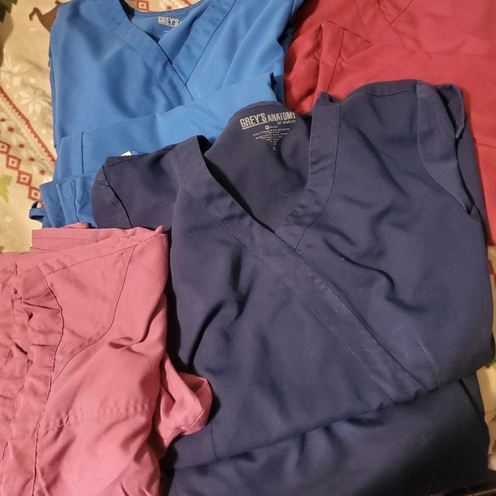Lot of Grey's Anatomy scrubs